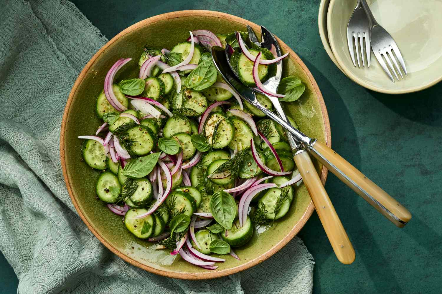 Discover the Best Cucumber Salads: From Classic to Inventive